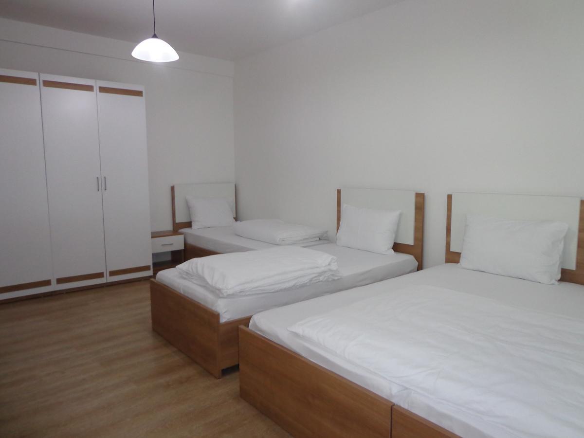 Hotel Rio Pristina Extérieur photo