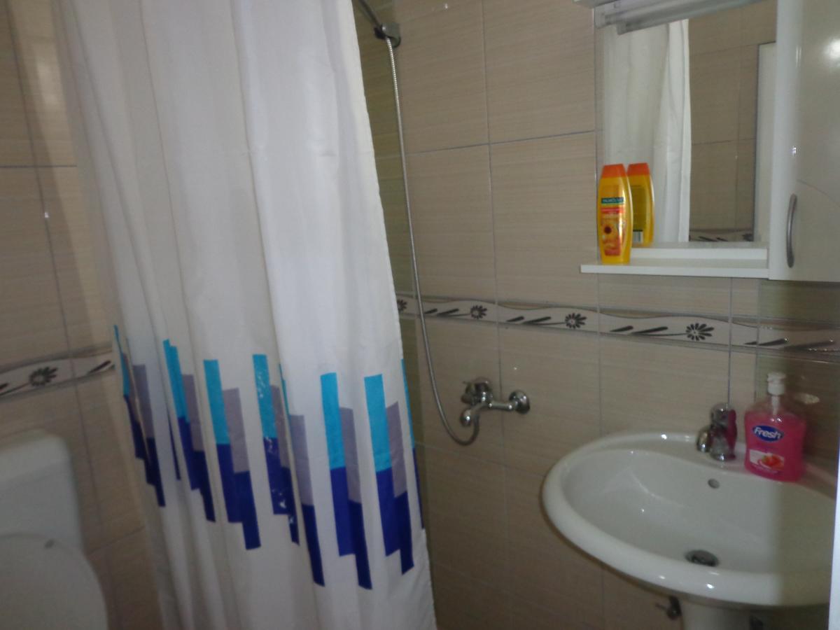 Hotel Rio Pristina Extérieur photo