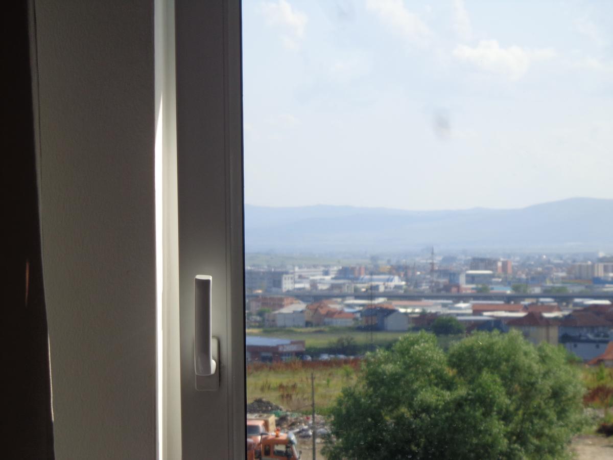 Hotel Rio Pristina Extérieur photo